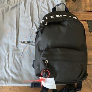 Balenciaga Wheel S Backpack π₯